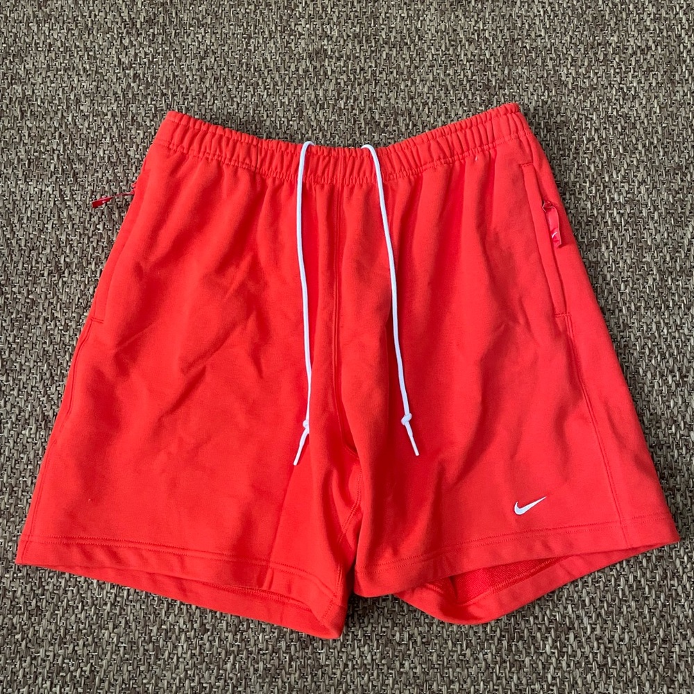 Nike Sportswear Solo Swoosh French Terry Shorts Orange Men Size Large DX0817-633